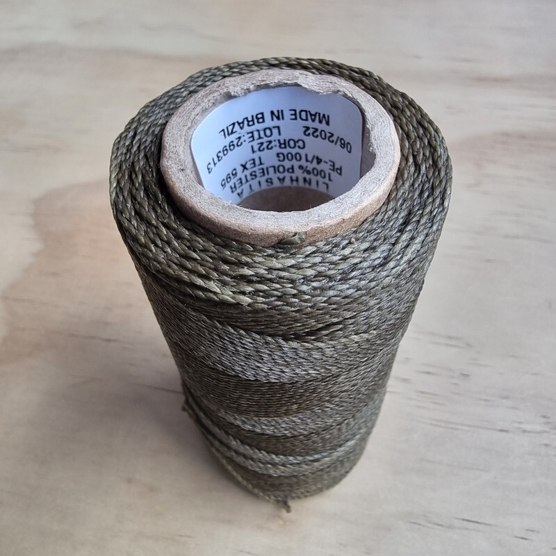 Cor #221 BROWN KHAKI 1mm Waxed Linhasita Thread 170m Spool