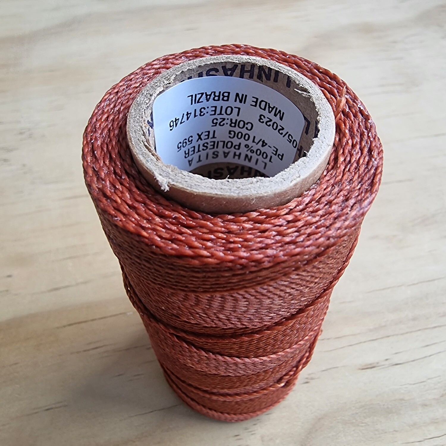 Cor #25 1mm Waxed Linhasita Thread 170m Spool