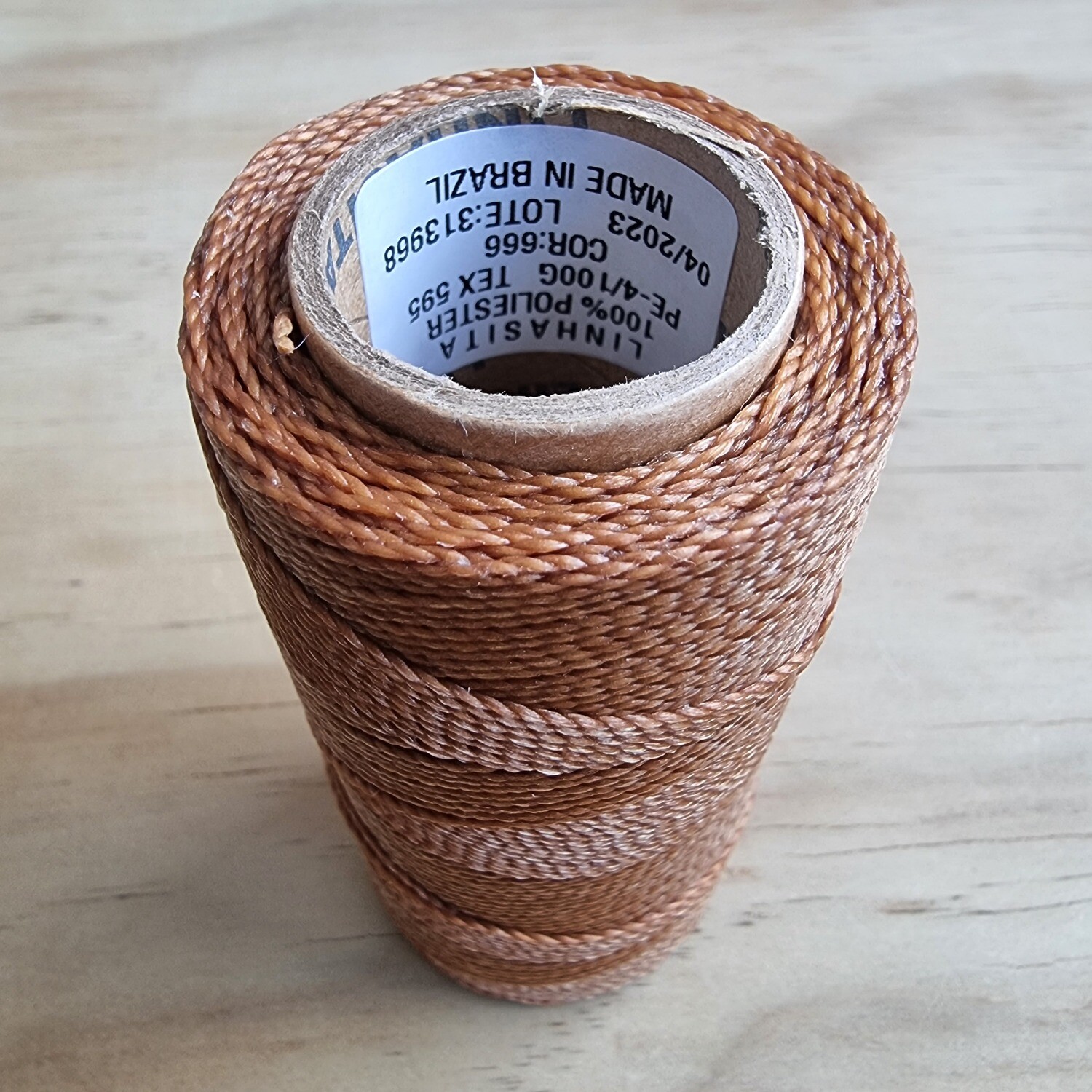 Cor #666 1mm Waxed Linhasita Thread 170m Spool
