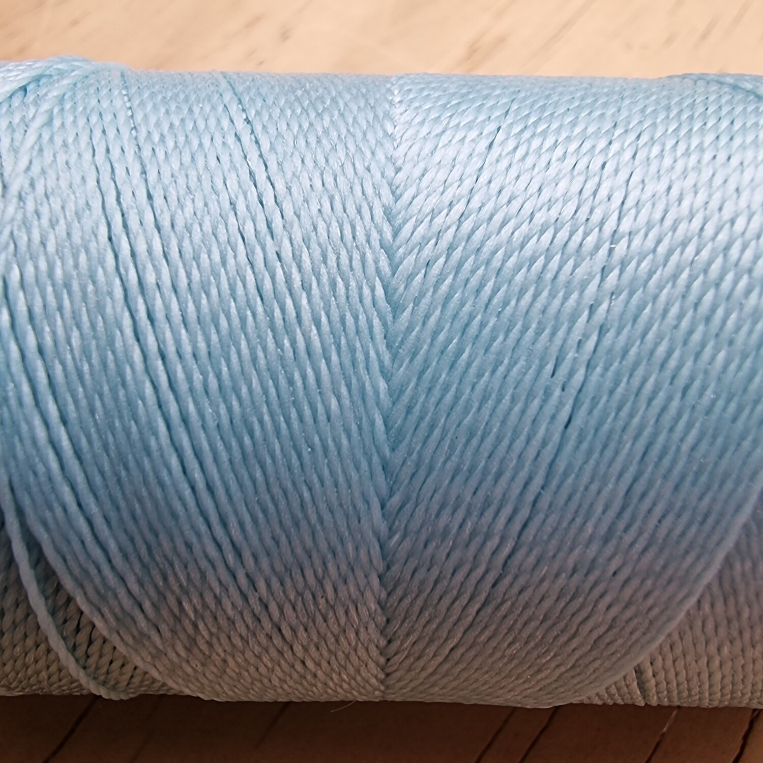 Cor #605 0.5mm 330metre spool of Premium Linhasita 100% Waxed Polyester