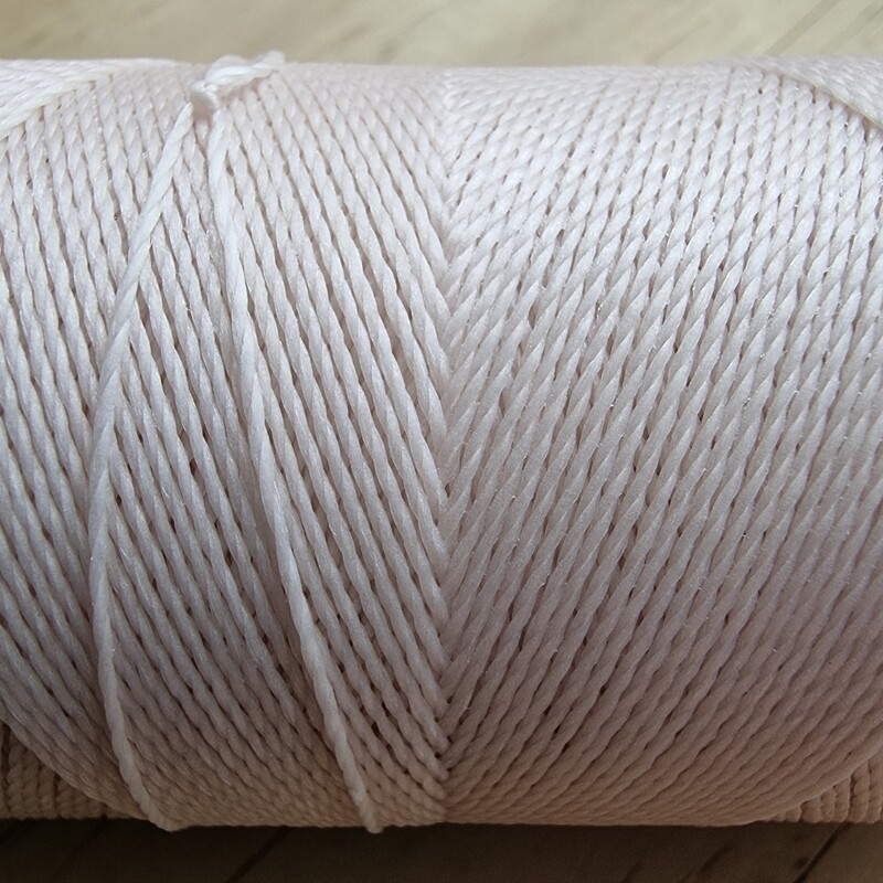 Cor #548 0.5mm 330metre spool of Premium Linhasita 100% Waxed Polyester