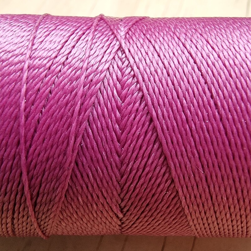 Cor #368 0.5mm 330metre spool of Premium Linhasita 100% Waxed Polyester