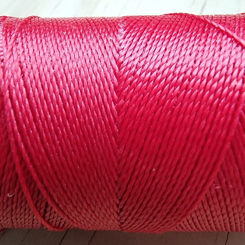 Cor #44 0.5mm 330metre spool of Premium Linhasita 100% Waxed Polyester