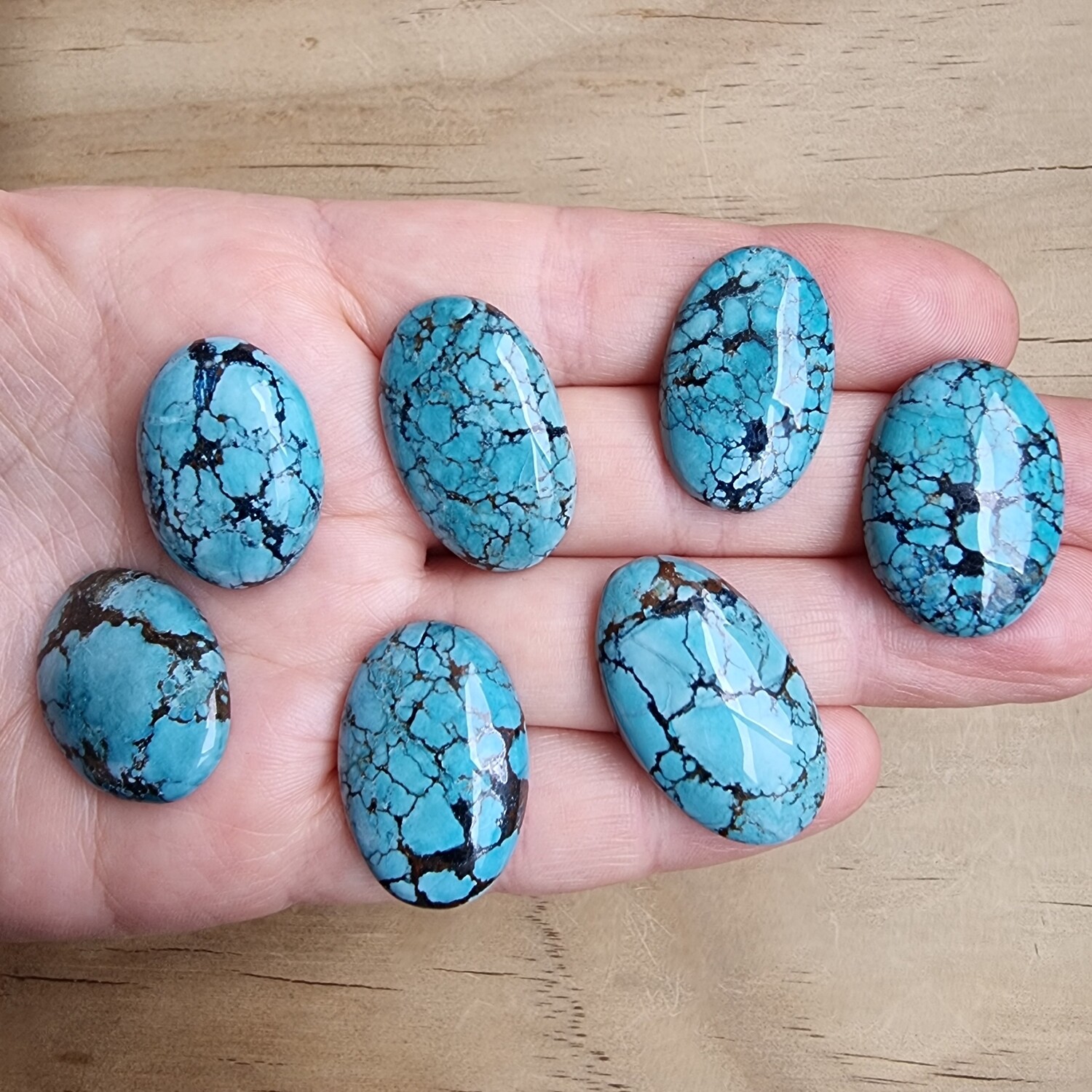 7 x Dyed Magnesite Cabochon Lot / Pendant Lot for jewelry making or diy craft projects 37.7gr