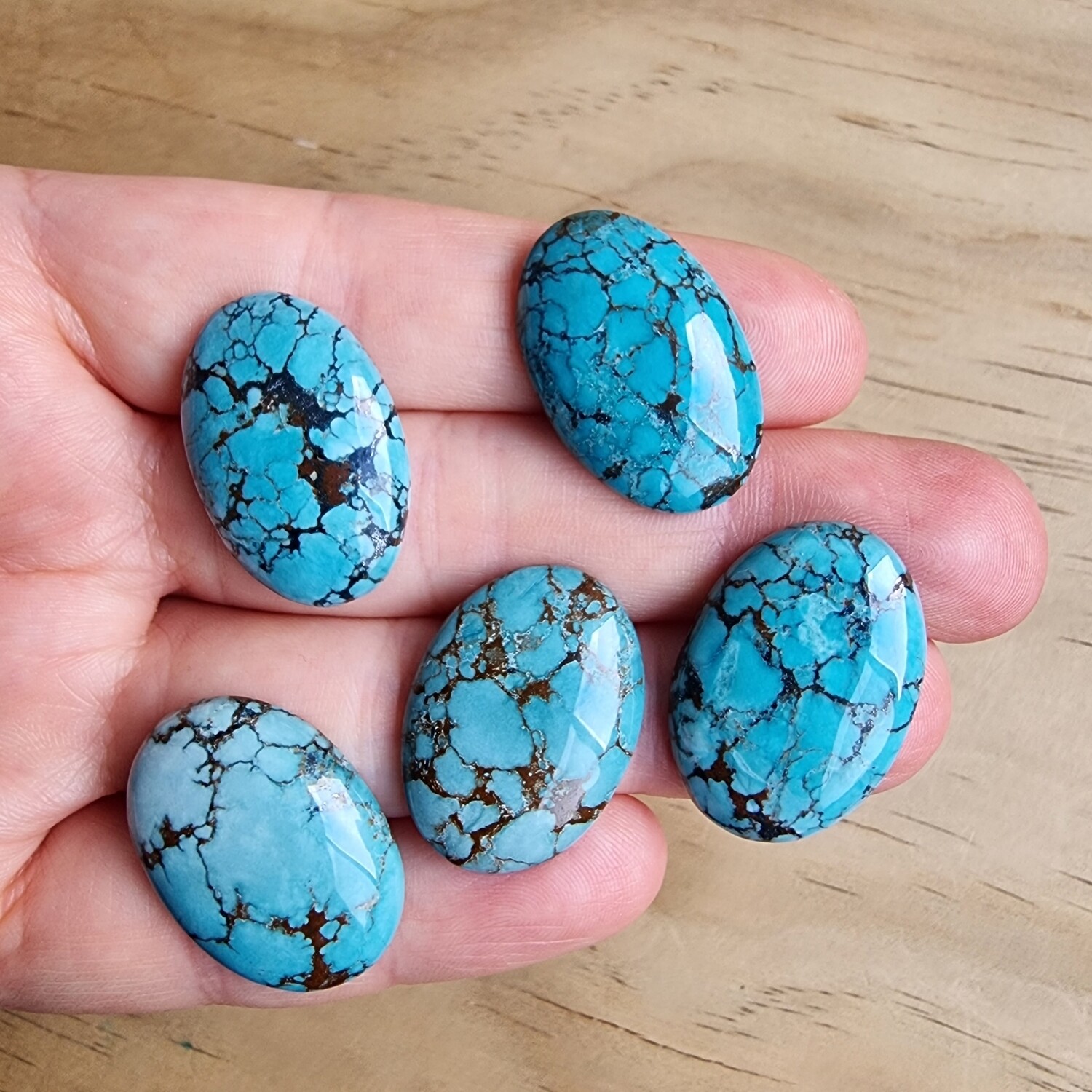 5 x Dyed Magnesite Cabochon Lot / Pendant Lot for jewelry making or diy craft projects 21.7gr