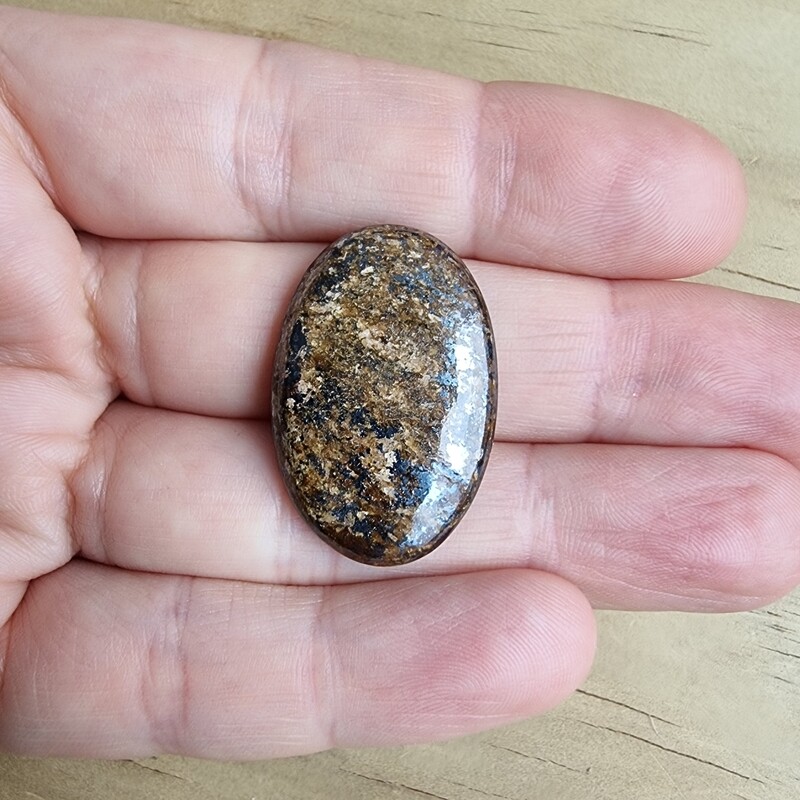 Bronzite Cabochon / Pendant for jewelry making or diy craft projects 7.4gr