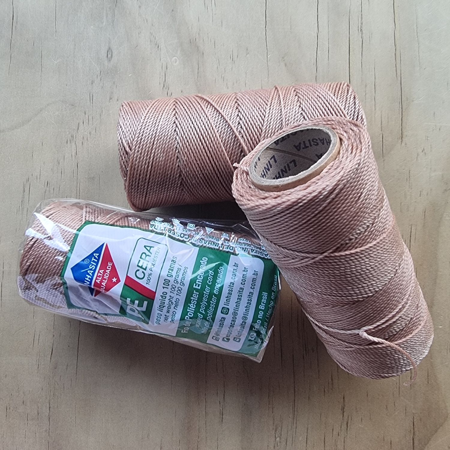 Cor #PALHA / STRAW 1.5mm Waxed Linhasita Thread FULL 128metre Spool