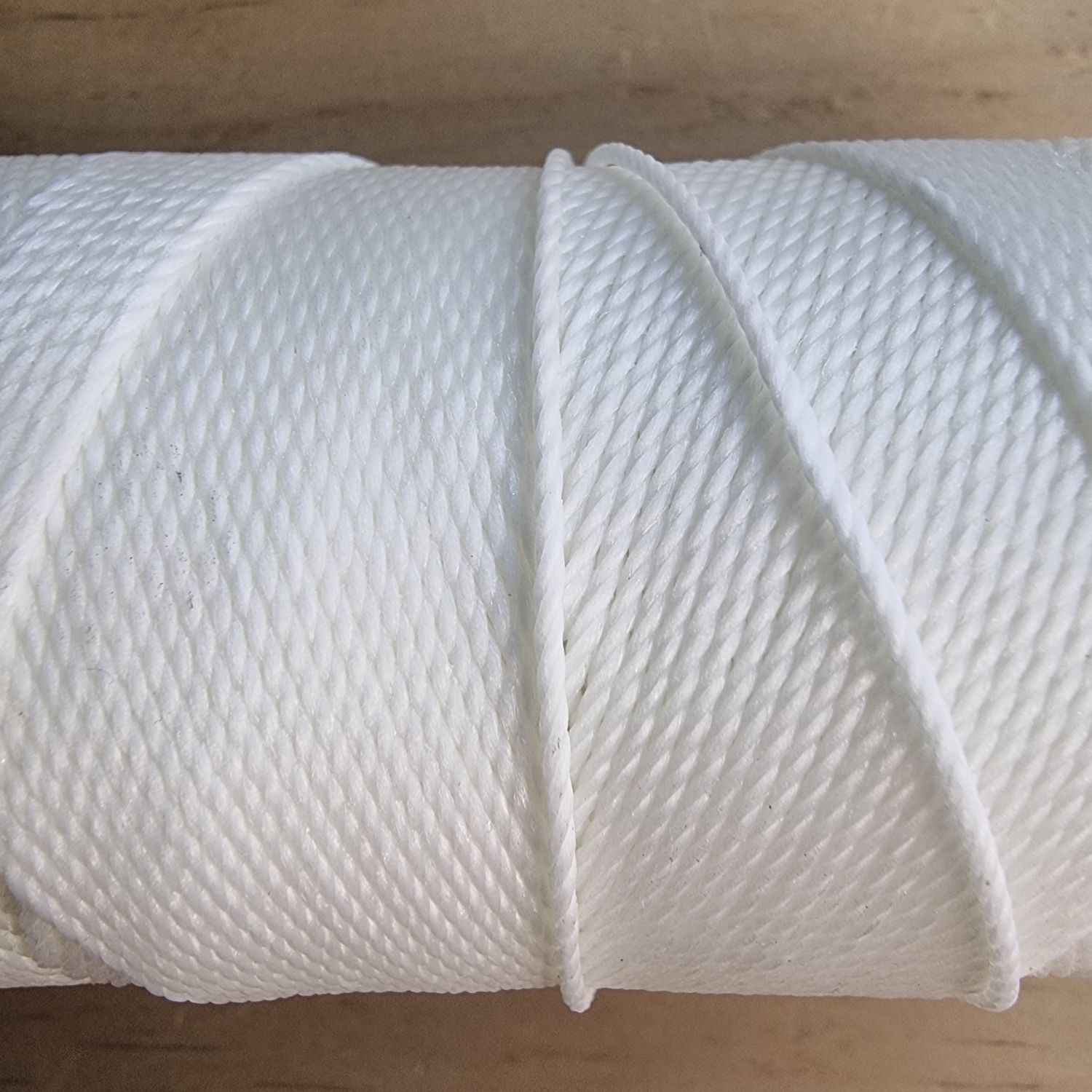Cor #NATURAL 1.5mm Waxed Linhasita Thread FULL 128metre Spool