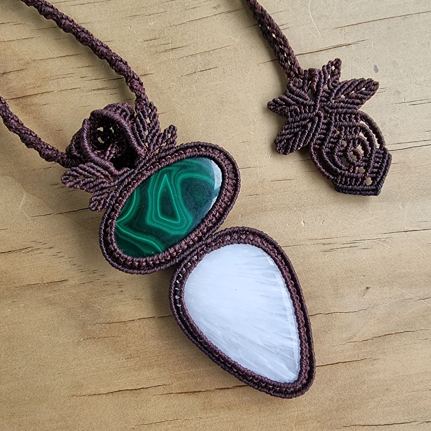 Malachite &amp; Scolecite Adjustable Micromacrame Necklace