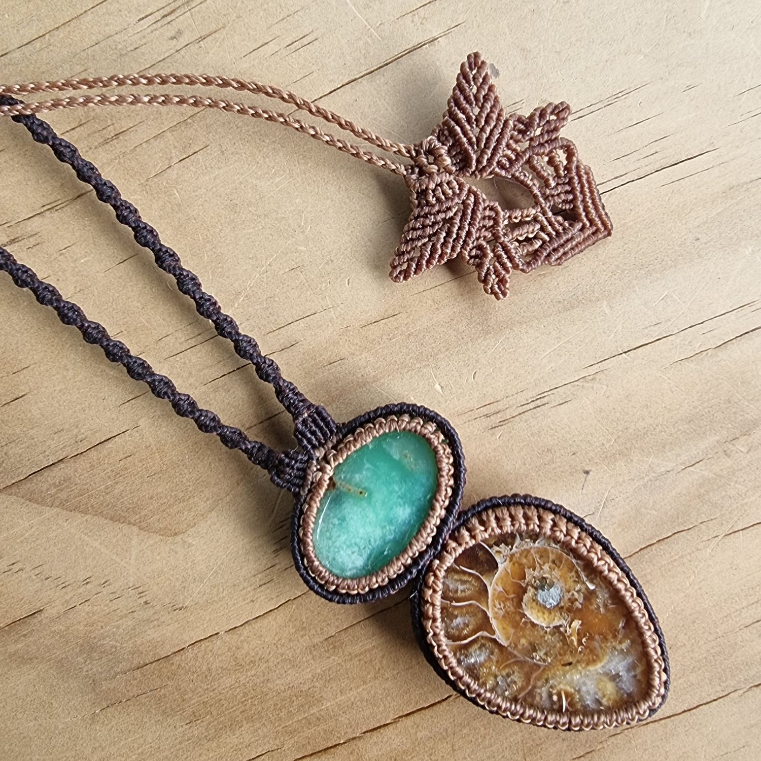 Australian Chrysoprase &amp; Ammonite Adjustable Micromacrame Necklace