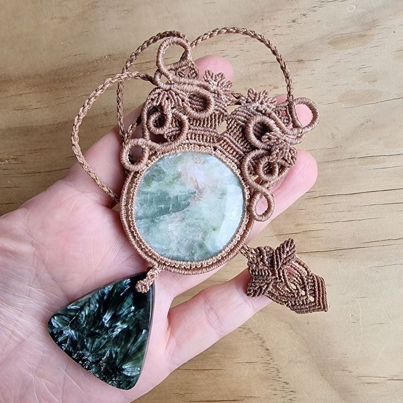 Stilbite &amp; Seraphinite Adjustable Micromacrame Necklace