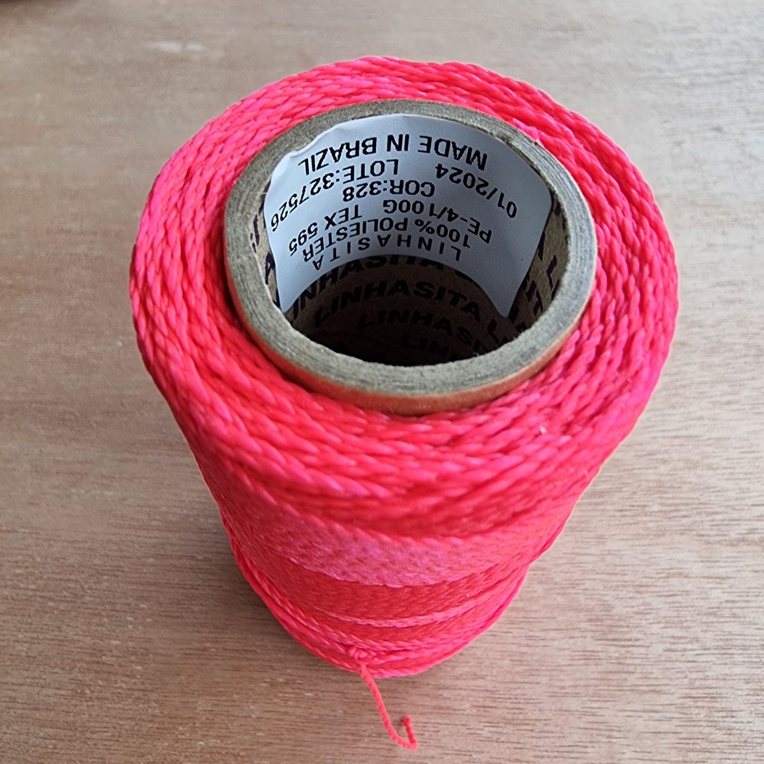 Cor #328 1mm Waxed Linhasita Thread 170m Spool