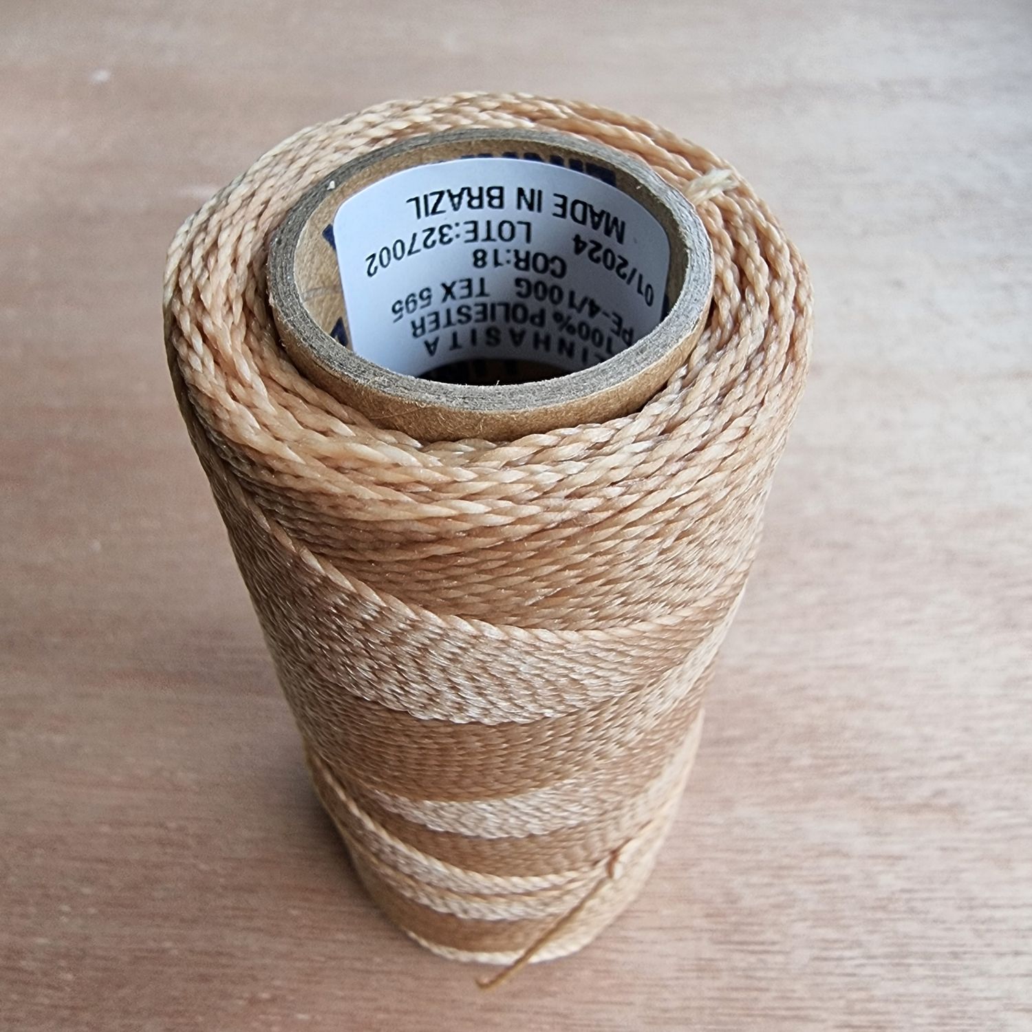 Cor #18 1mm Waxed Linhasita Thread 170m Spool