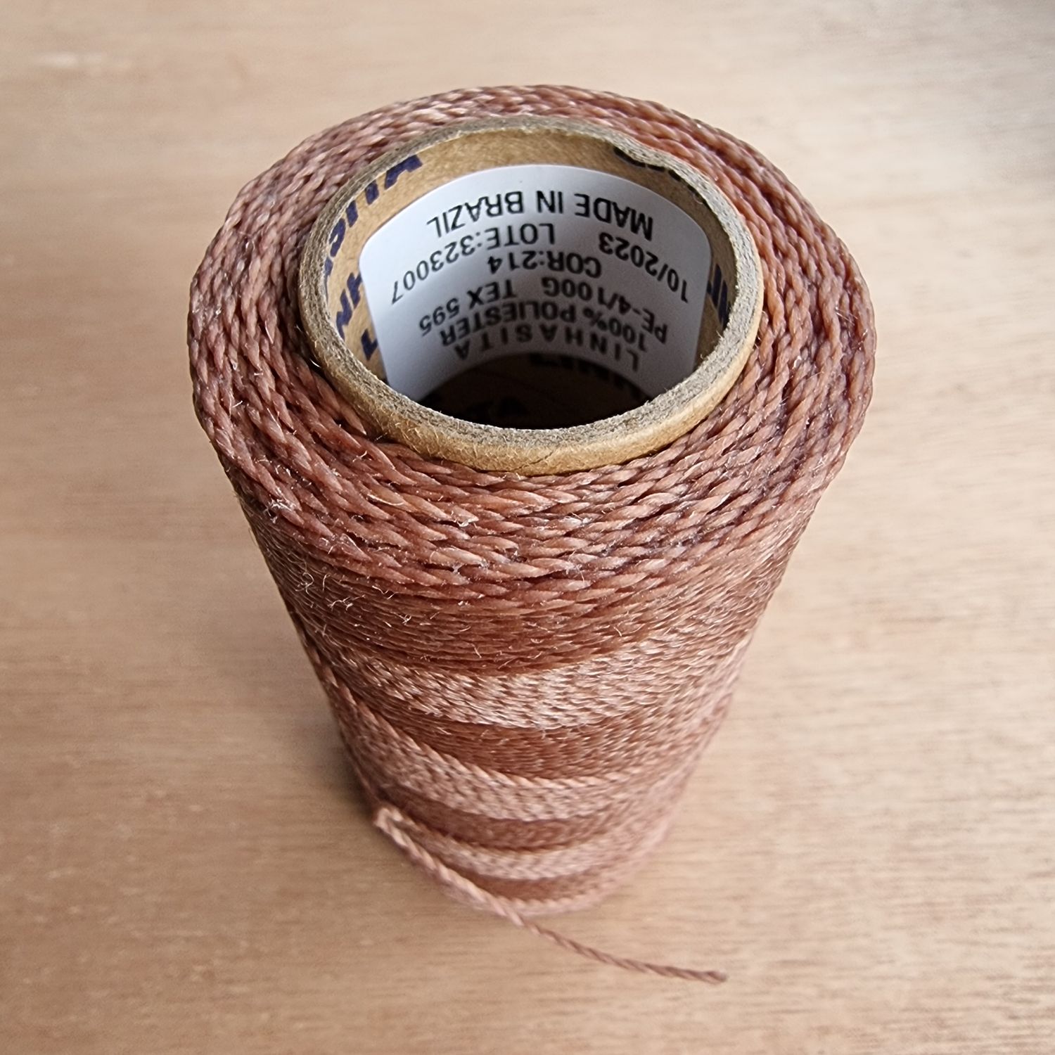 Cor #214 1mm Waxed Linhasita Thread 170m Spool