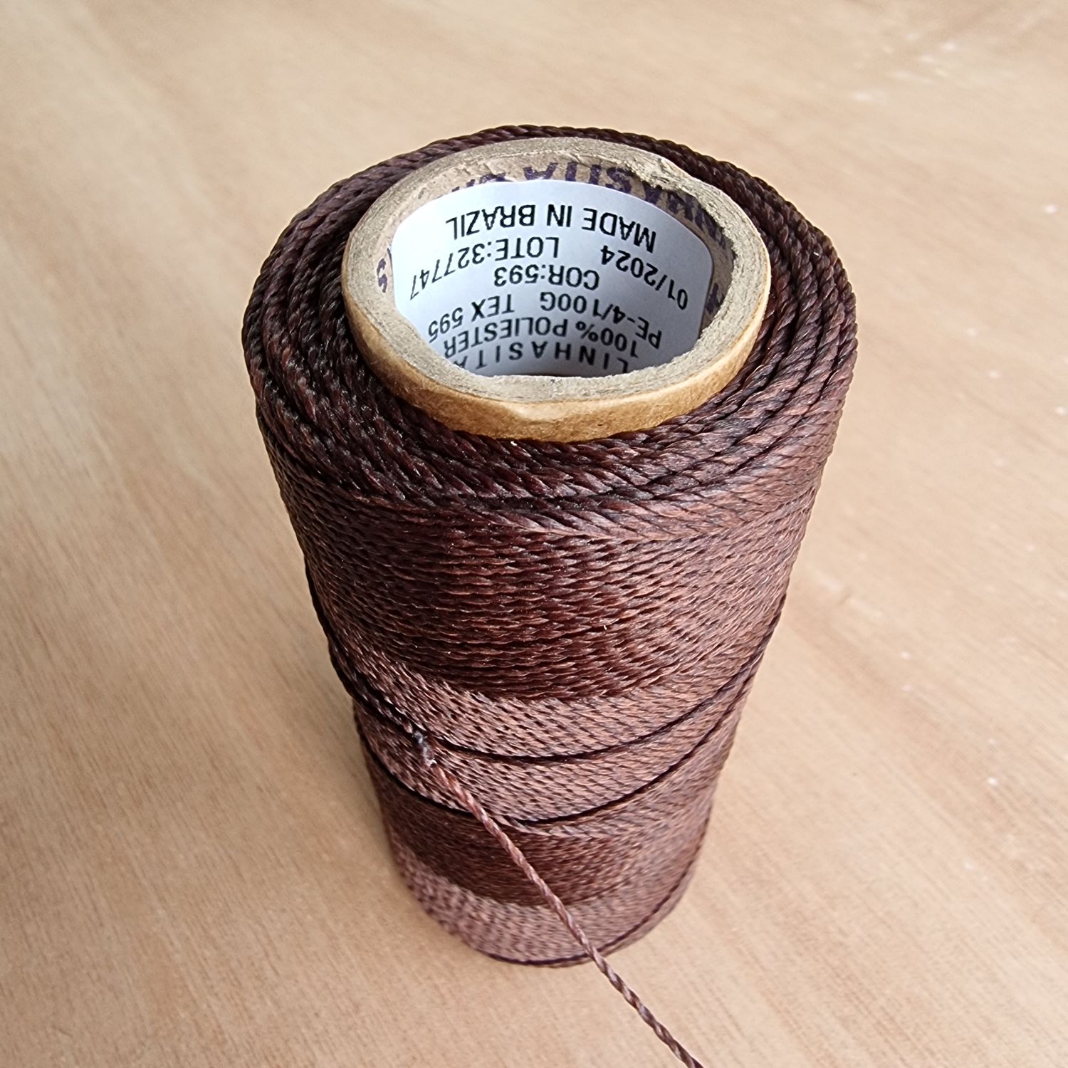 Cor #593 1mm Waxed Linhasita Thread 170m Spool