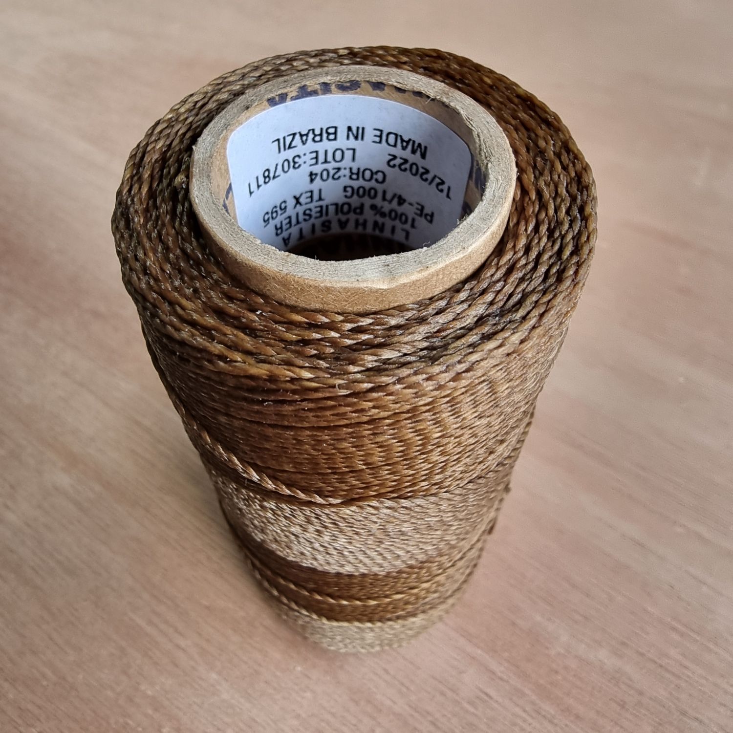 Cor #204 1mm Waxed Linhasita Thread 170m Spool