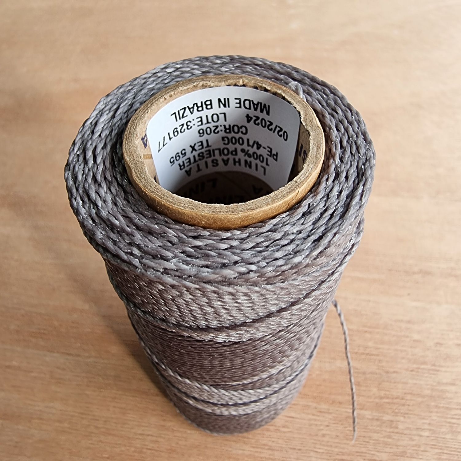Cor #206 1mm Waxed Linhasita Thread 170m Spool