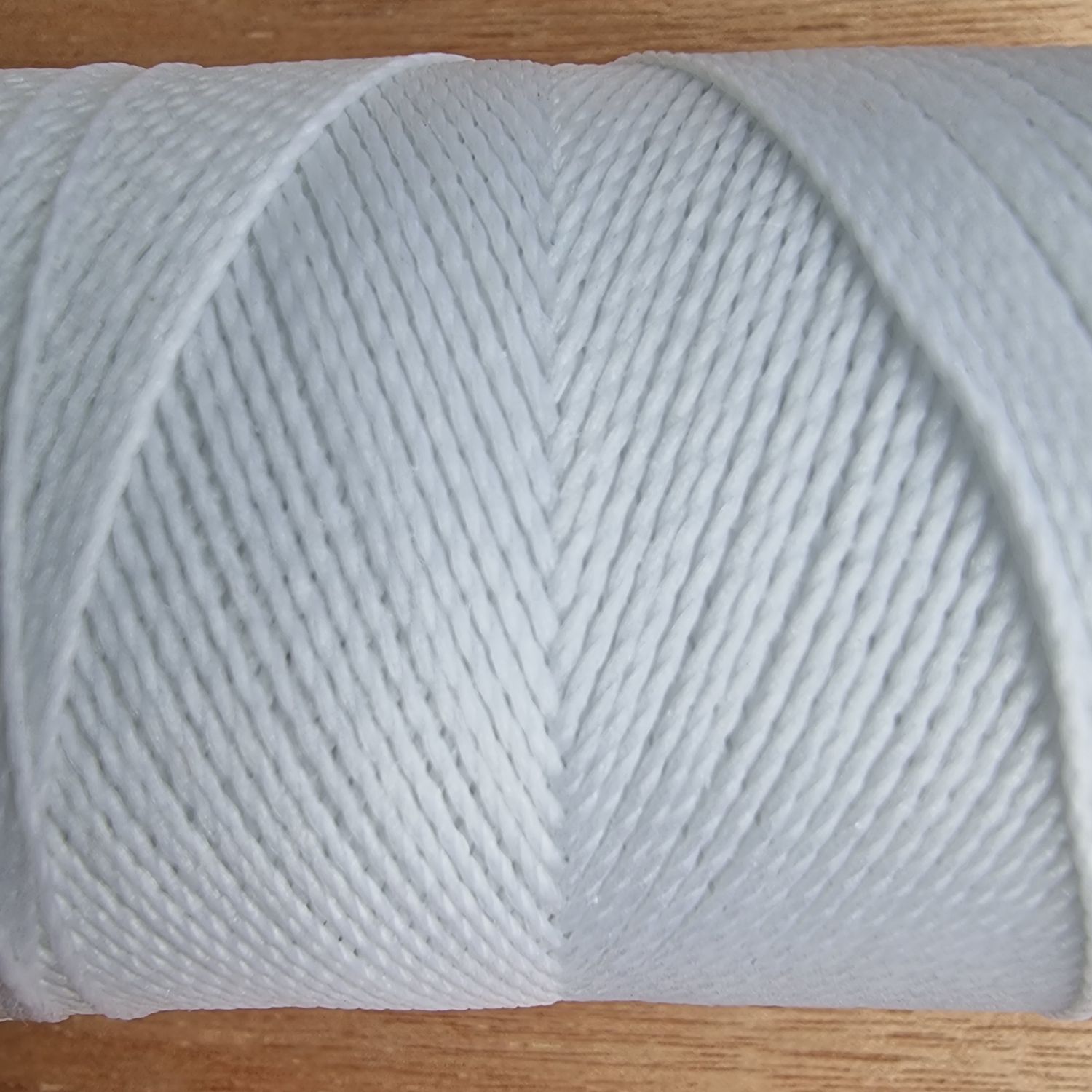 Cor #1393 0.5mm 330metre spool of Premium Linhasita 100% Waxed Polyester