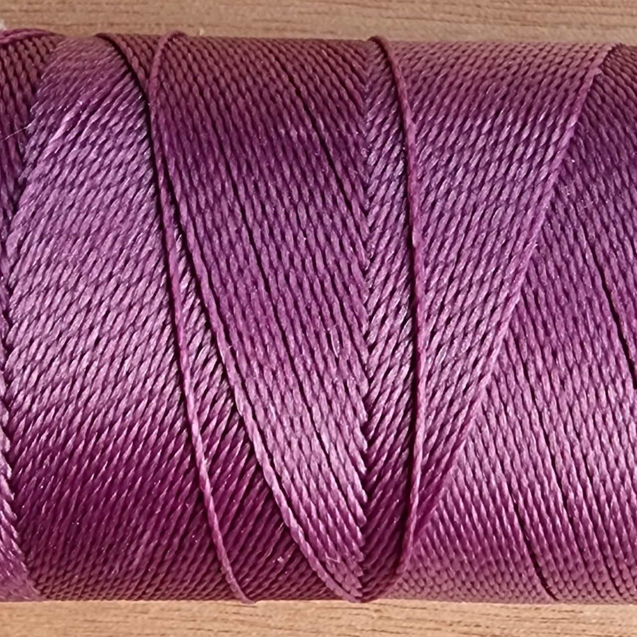 Cor #359 0.5mm 330metre spool of Premium Linhasita 100% Waxed Polyester