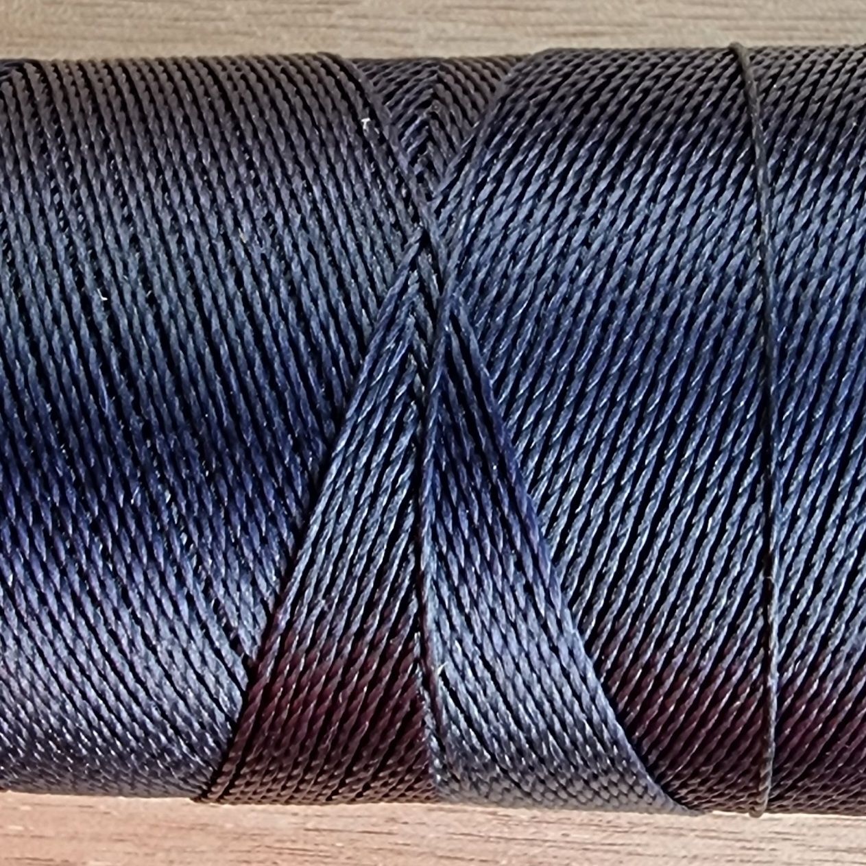Cor #73 0.5mm 330metre spool of Premium Linhasita 100% Waxed Polyester