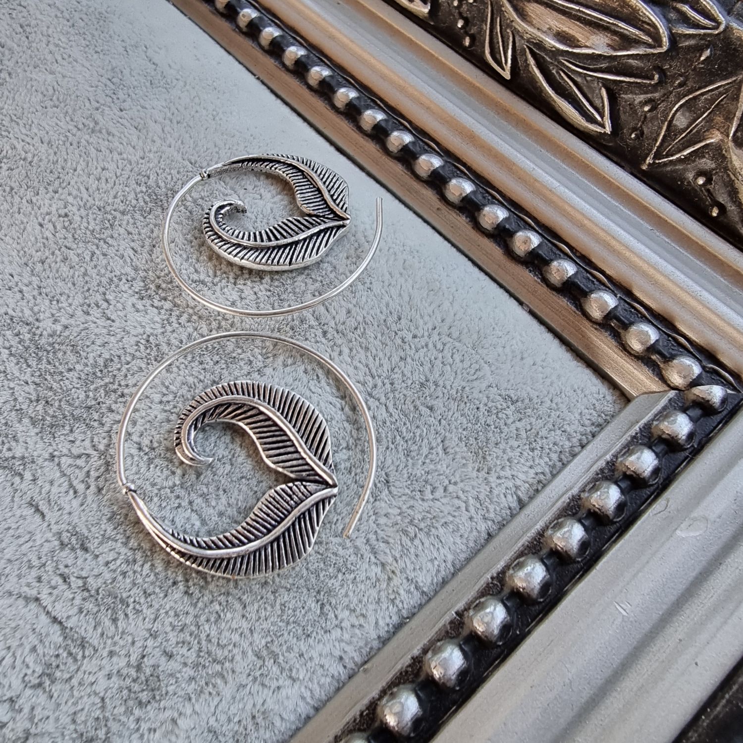 Brass Material Silver Tone Spiral Earrings - Mini