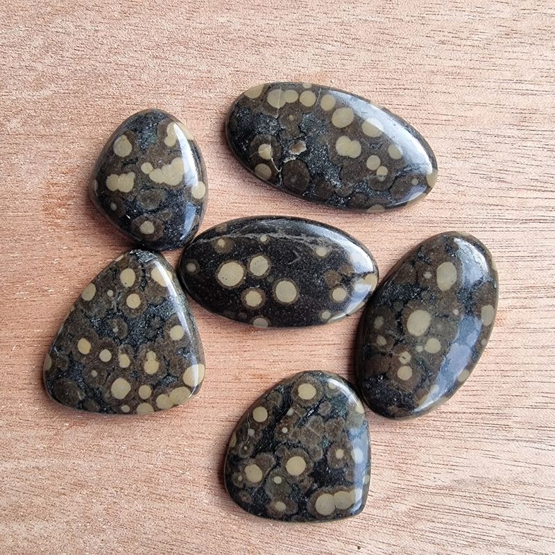 Scapolite Cabochon Lot / Pendant Lot for jewelry making or diy craft projects 50.9gr