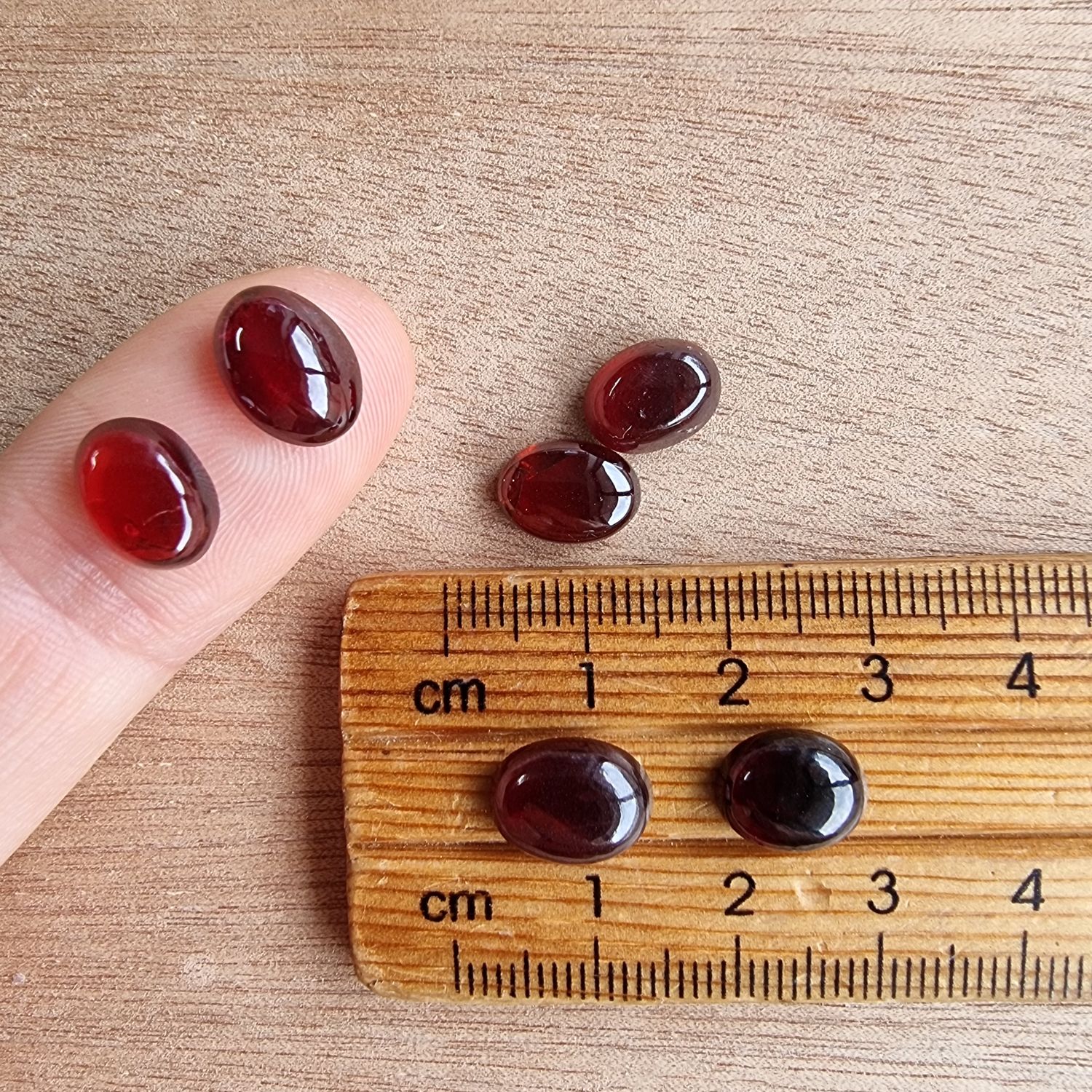 6 x Oval Garnet Mini Flat Back Cabochon Lot / Pendant Lot 4.8gr