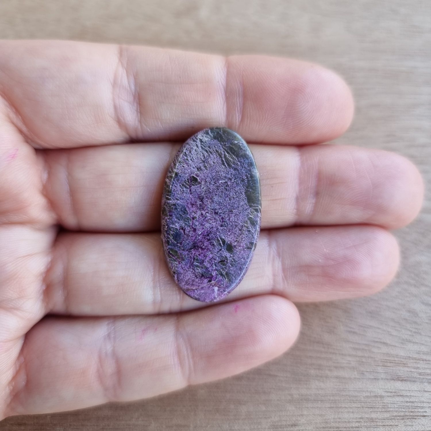 Stitchtite Cabochon / Pendant for jewelry making or diy craft projects 4.6gr