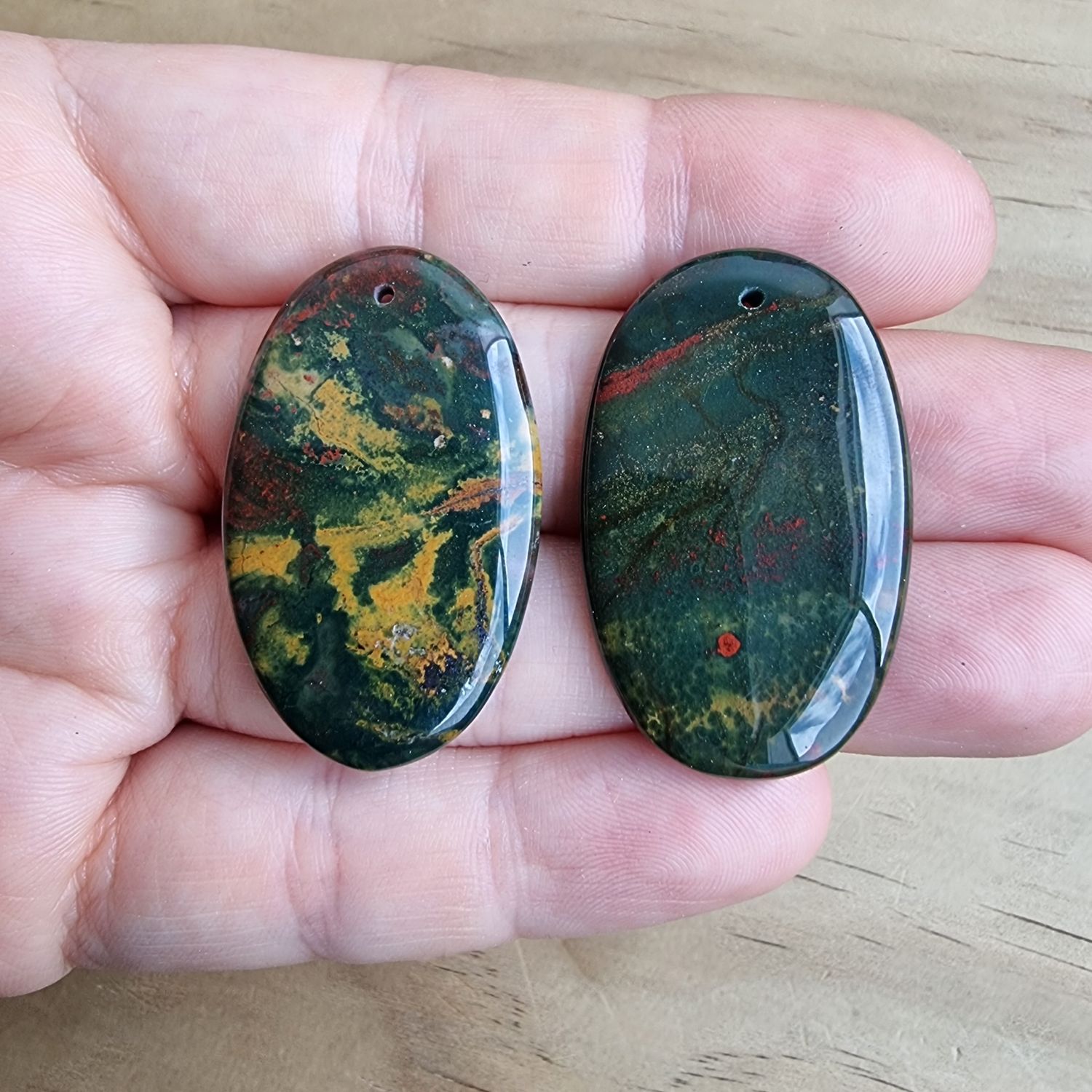 2 x Bloodstone top drilled Pendant Lot for jewelry making or diy craft projects 12.8gr