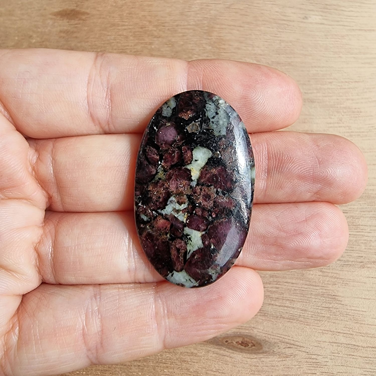 Eudialyte Cabochon / Pendant for jewelry making or diy craft projects 10.9gr