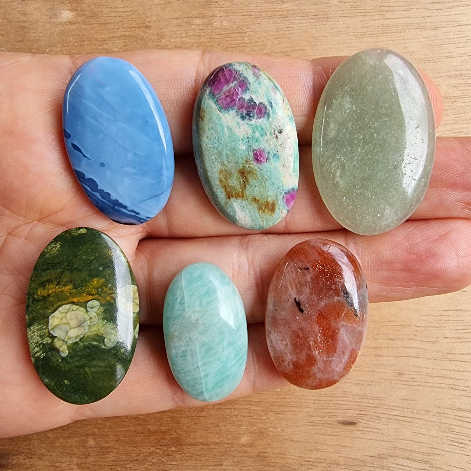 Mixed Crystals Cabochon Lot / Pendant Lot for jewelry making or diy craft projects 41.8gr