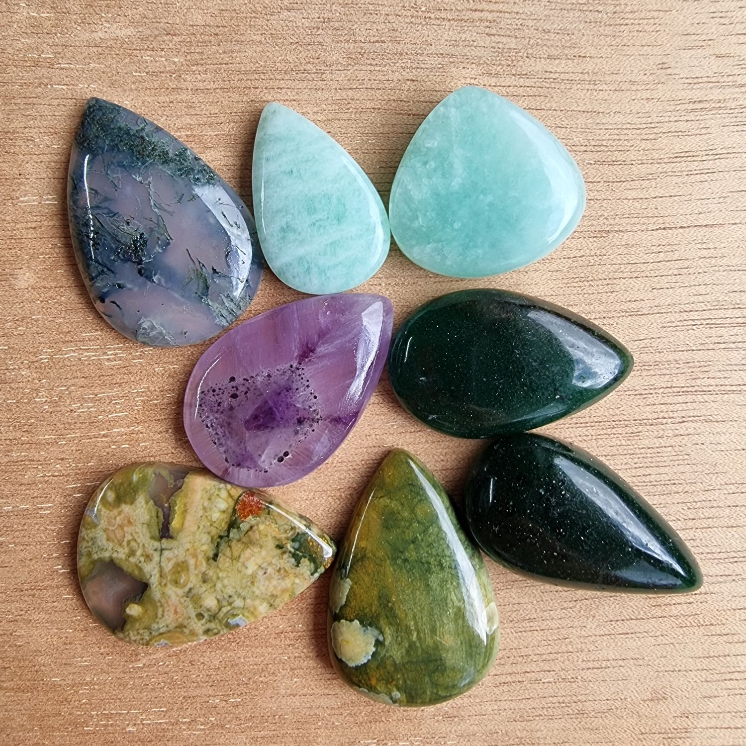 Mixed Crystals Cabochon Lot / Pendant Lot for jewelry making or diy craft projects 43.3gr