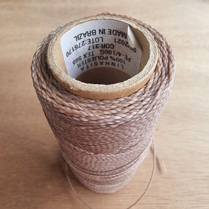 Cor #317 1mm Waxed Linhasita Thread 170m Spool