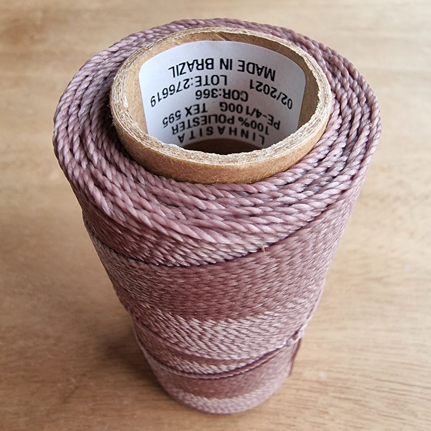 Cor #366 1mm Waxed Linhasita Thread 170m Spool