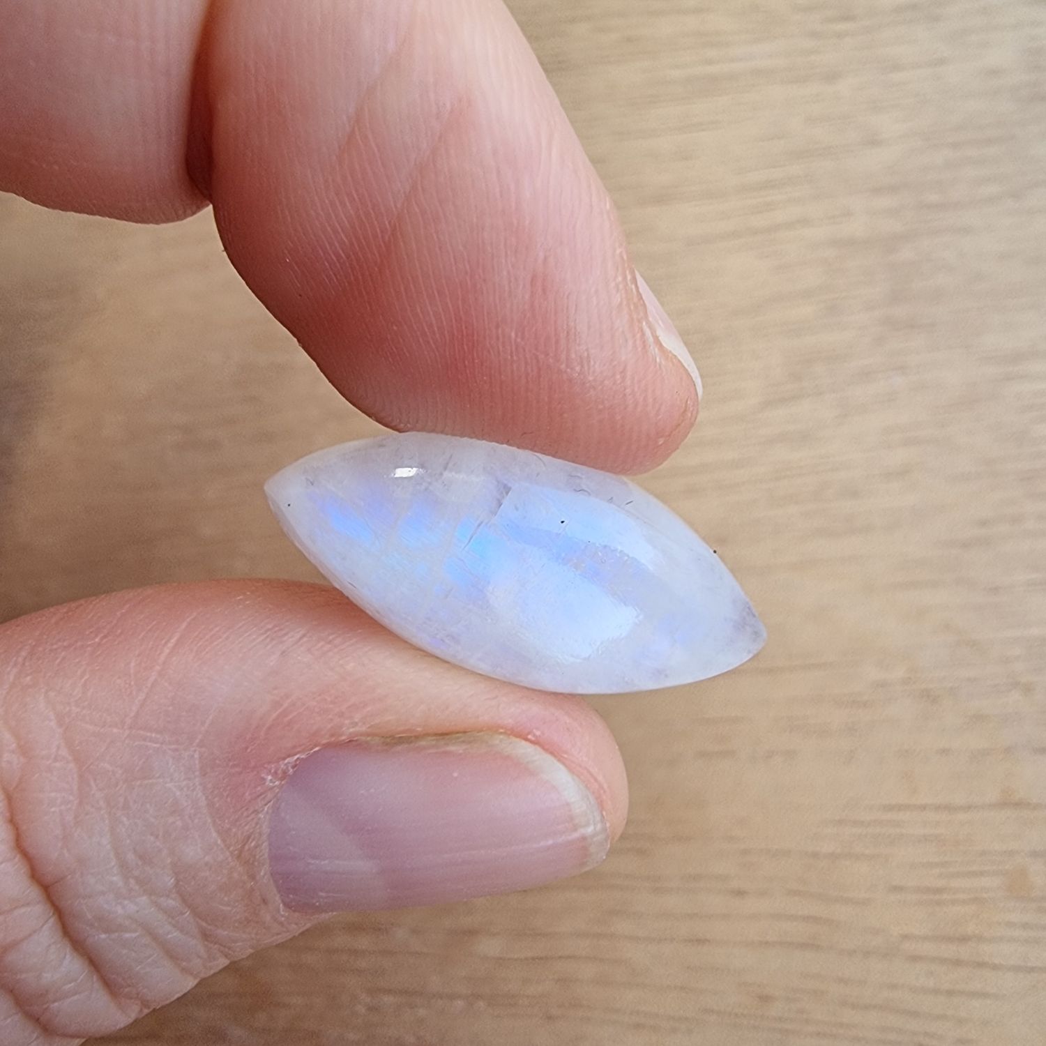 Moonstone Cabochon / Pendant for jewelry making or diy craft projects 3.1gr