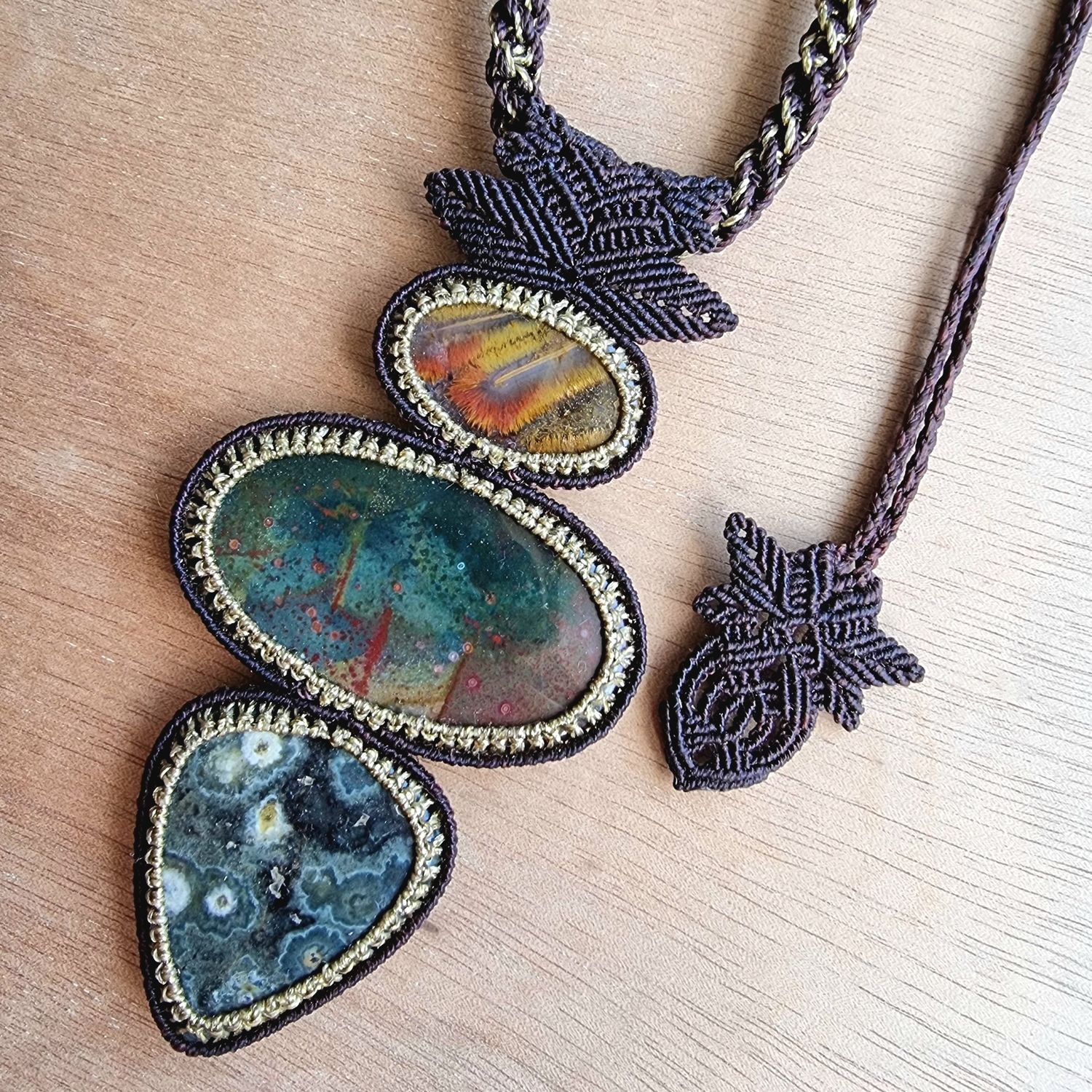 Cady Mountain Agate, Bloodstone &amp; Ocean Jasper Talisman – Earth Oracle