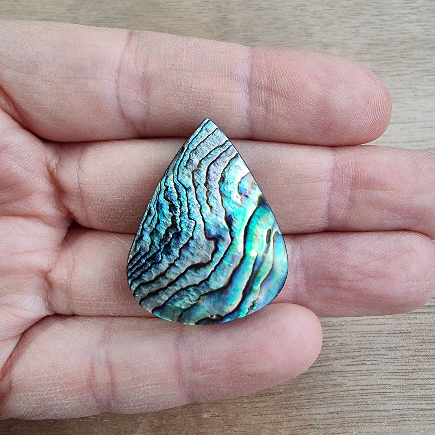 Abalone Shell Cabochon / Pendant for jewelry making or diy craft projects 11gr