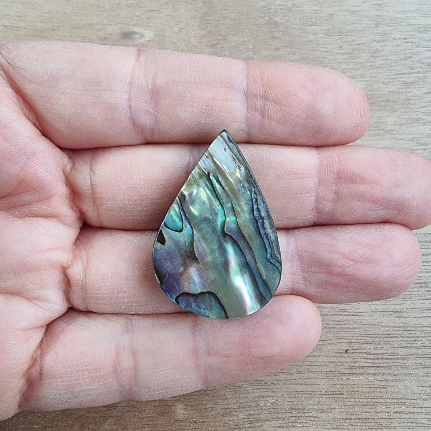 Abalone Shell Cabochon / Pendant for jewelry making or diy craft projects 9gr