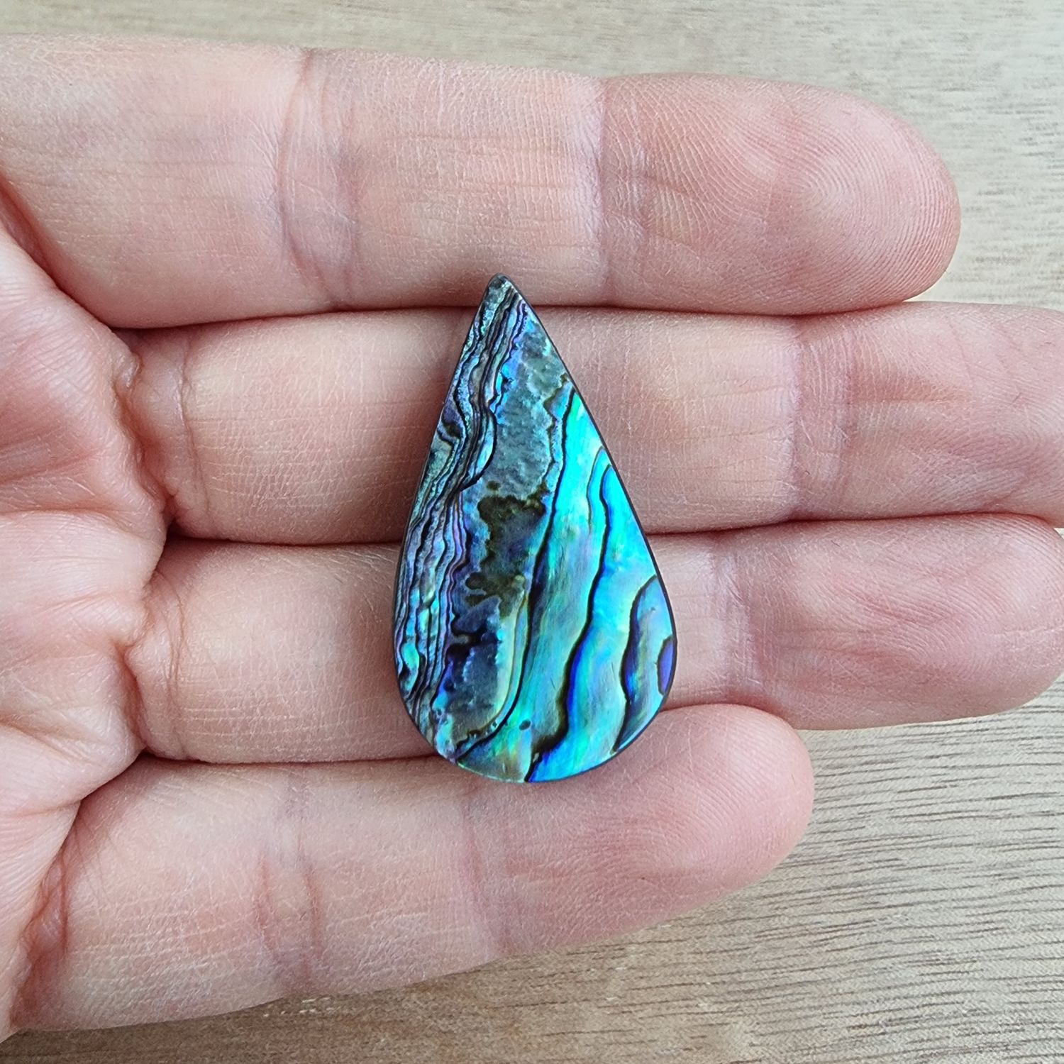 Abalone Shell Cabochon / Pendant for jewelry making or diy craft projects 6.5gr