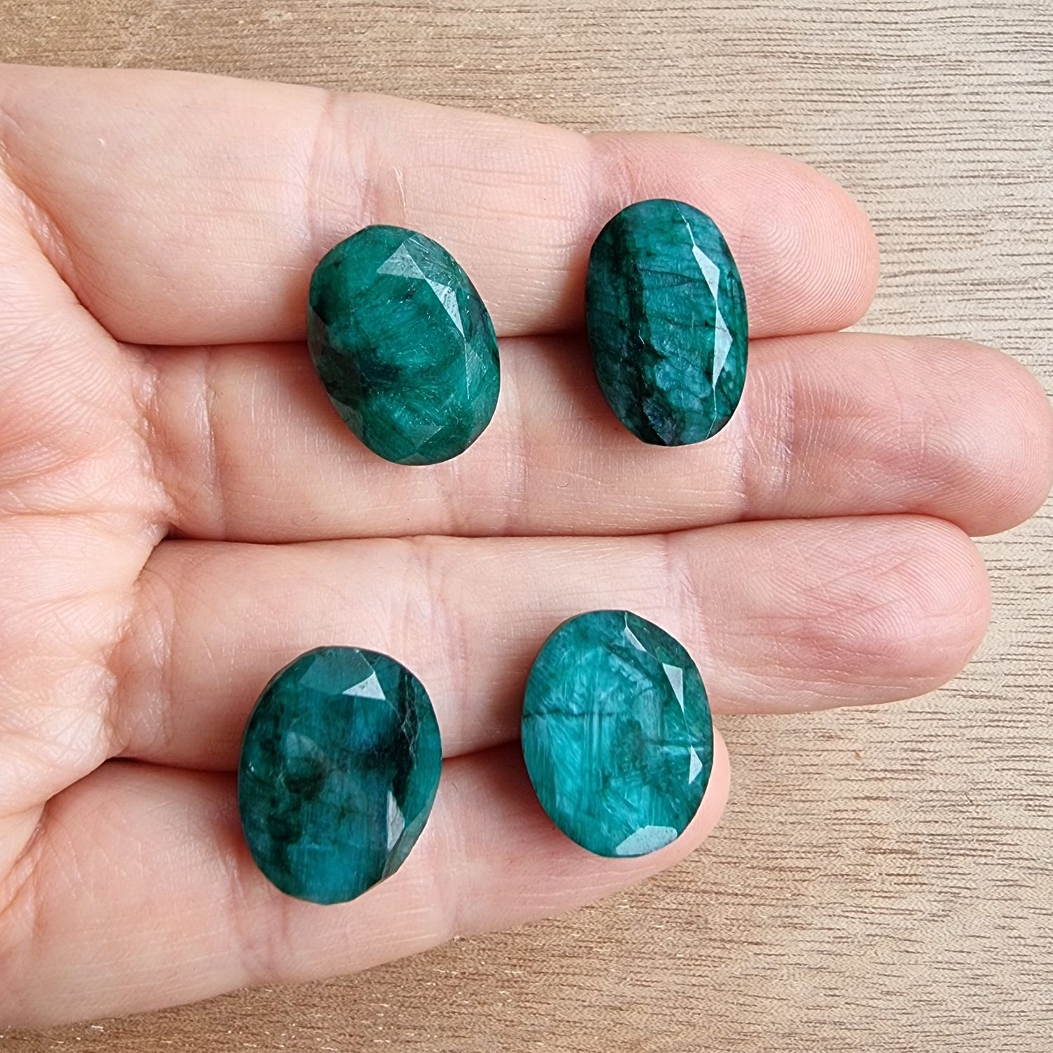 Dyed Faceted Emerald Cabochon Lot / Pendant Lot for jewelry making or diy craft projects 10.9gr