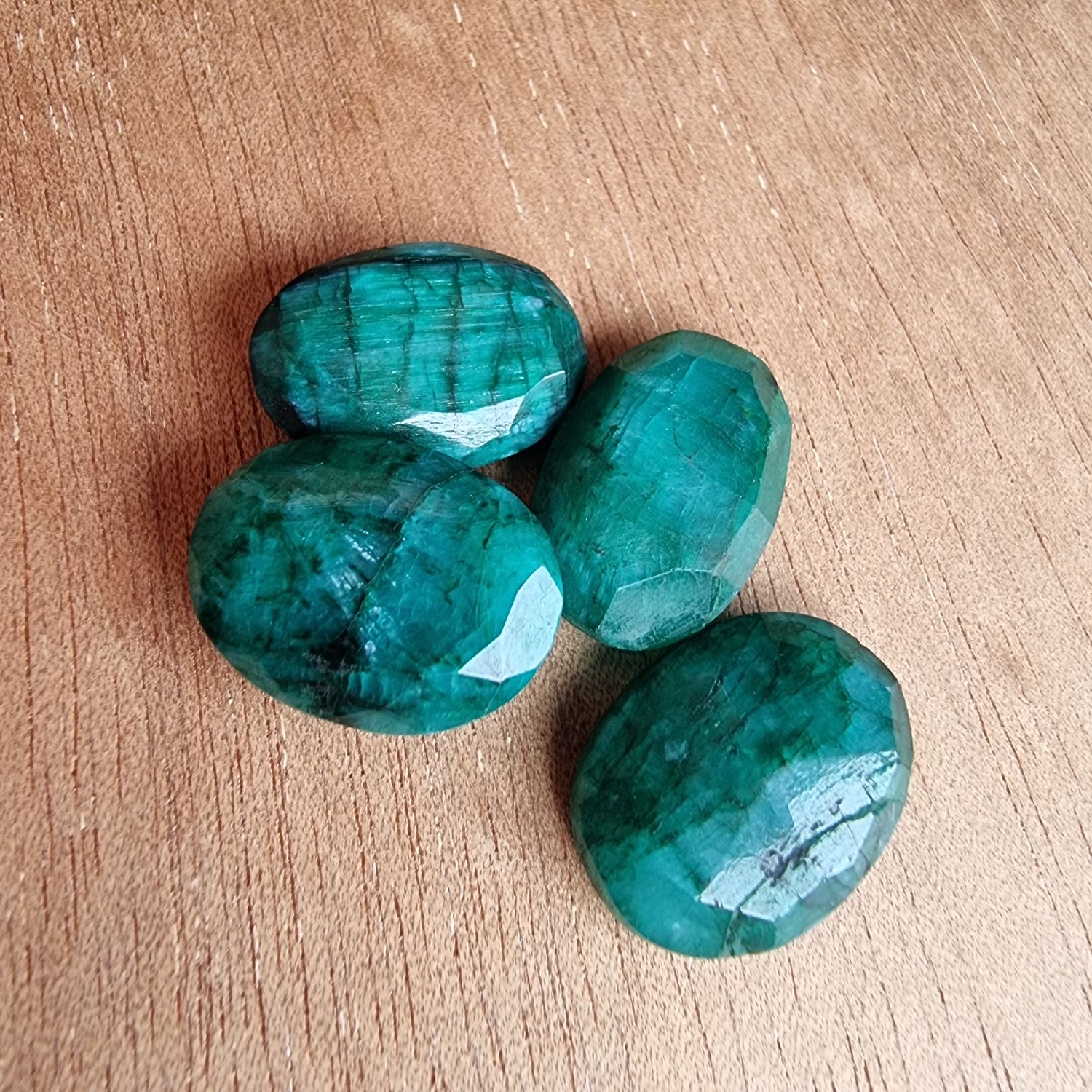 Dyed Faceted Emerald Cabochon Lot / Pendant Lot for jewelry making or diy craft projects 9.7gr