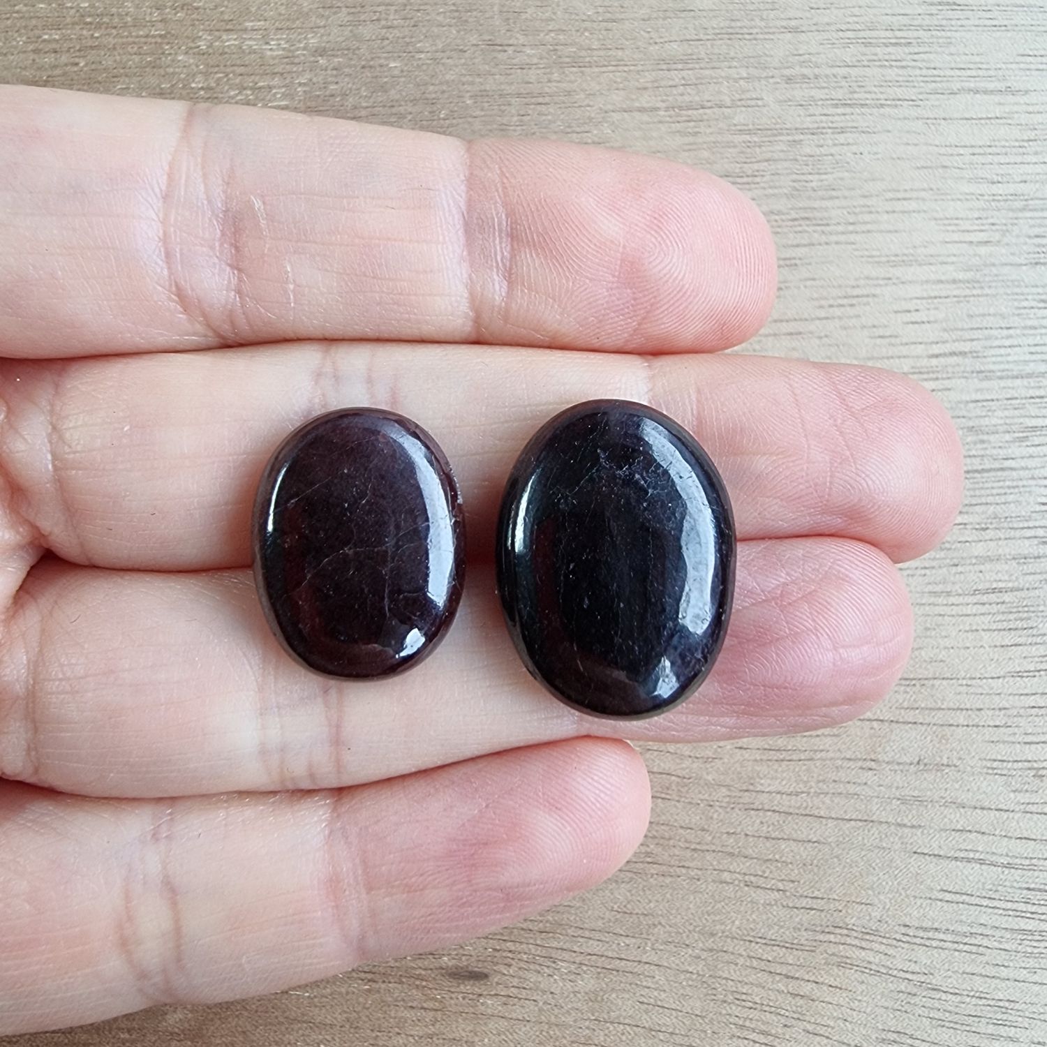 Garnet Cabochon Lot / Pendant Lot for jewelry making or diy craft projects 11.7gr