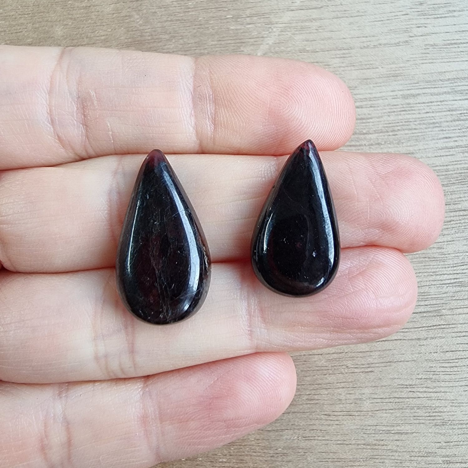 Garnet Cabochon Lot / Pendant Lot for jewelry making or diy craft projects 9.8gr