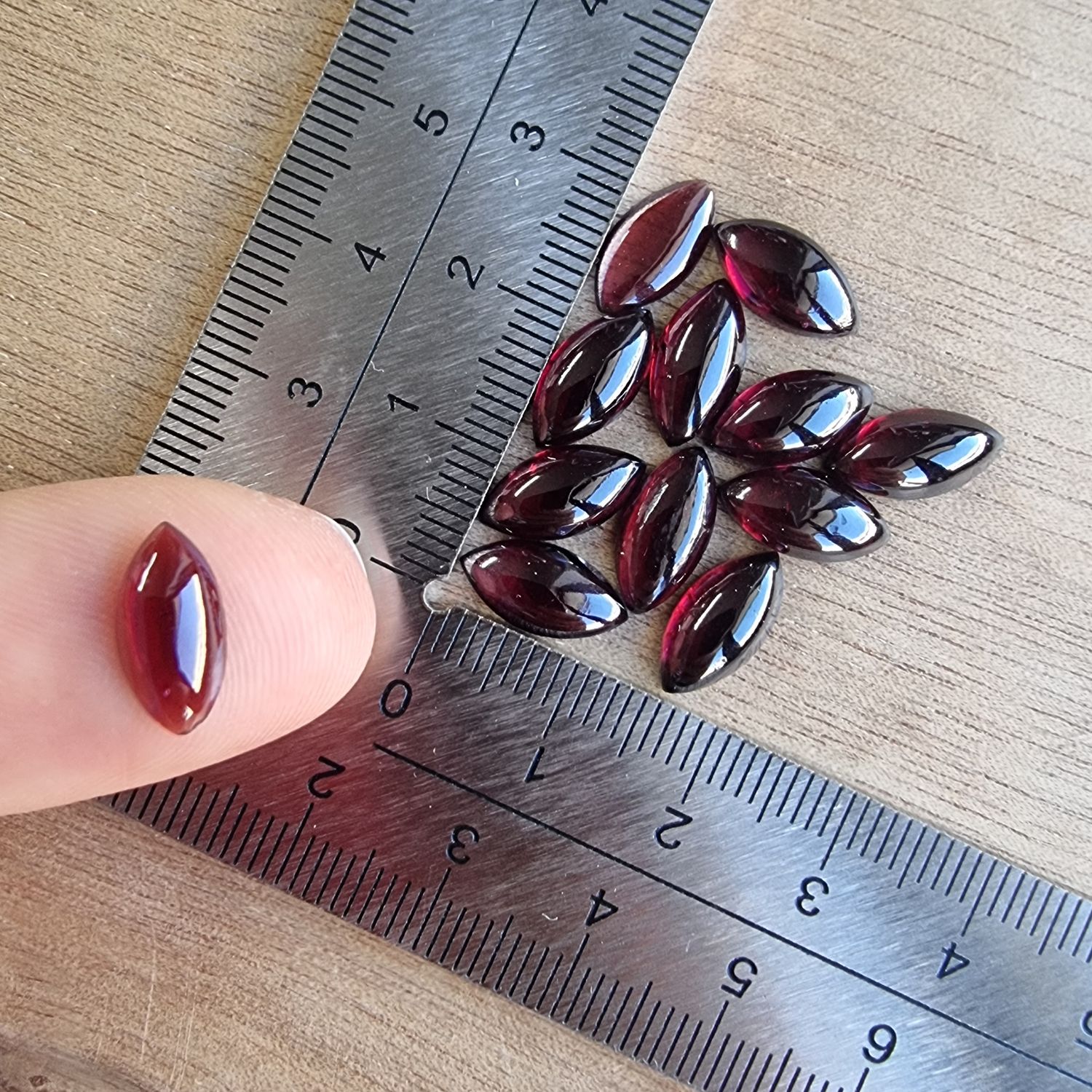 Garnet Cabochon Lot / Pendant Lot for jewelry making or diy craft projects 5.4gr