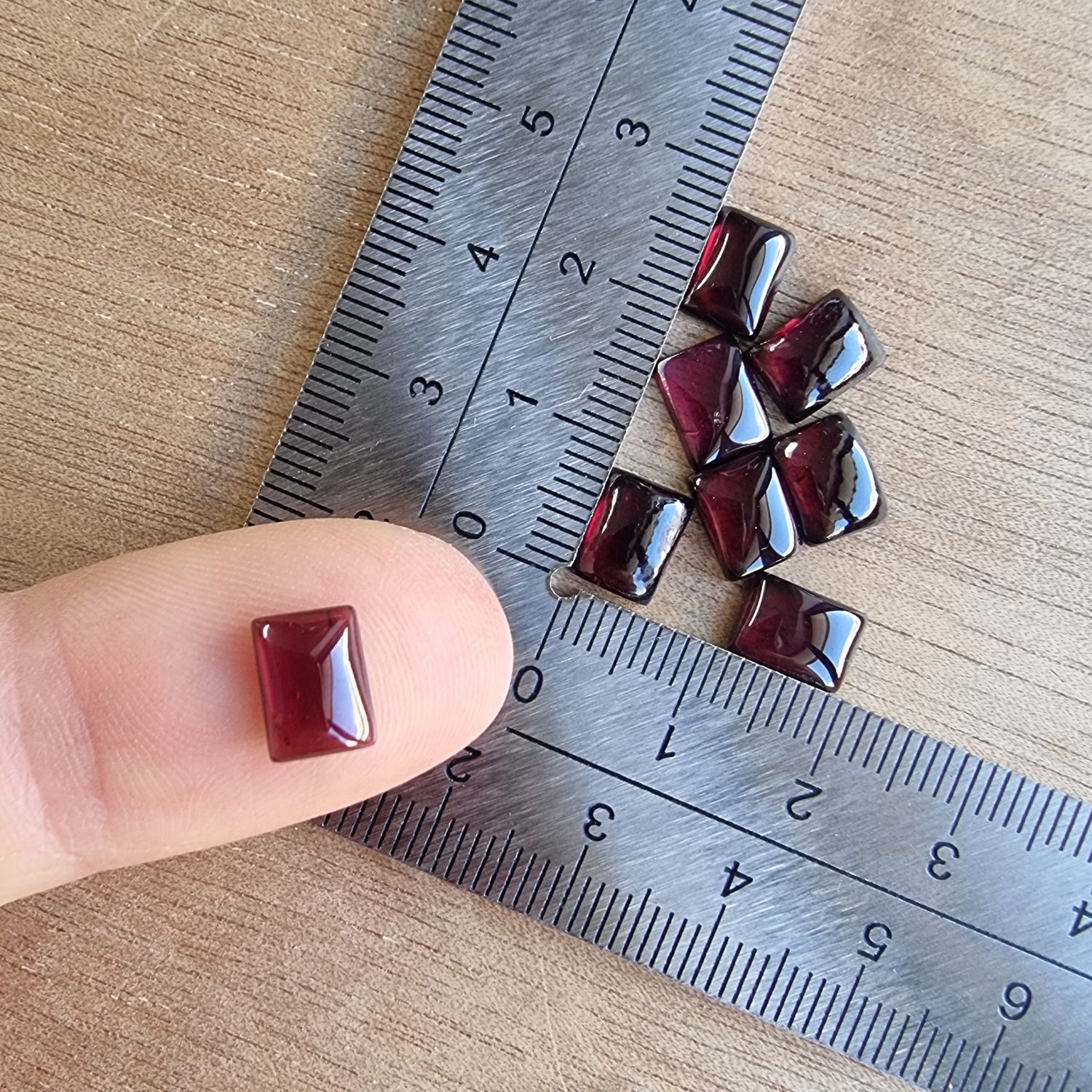 Garnet Cabochon Lot / Pendant Lot for jewelry making or diy craft projects 3.2gr