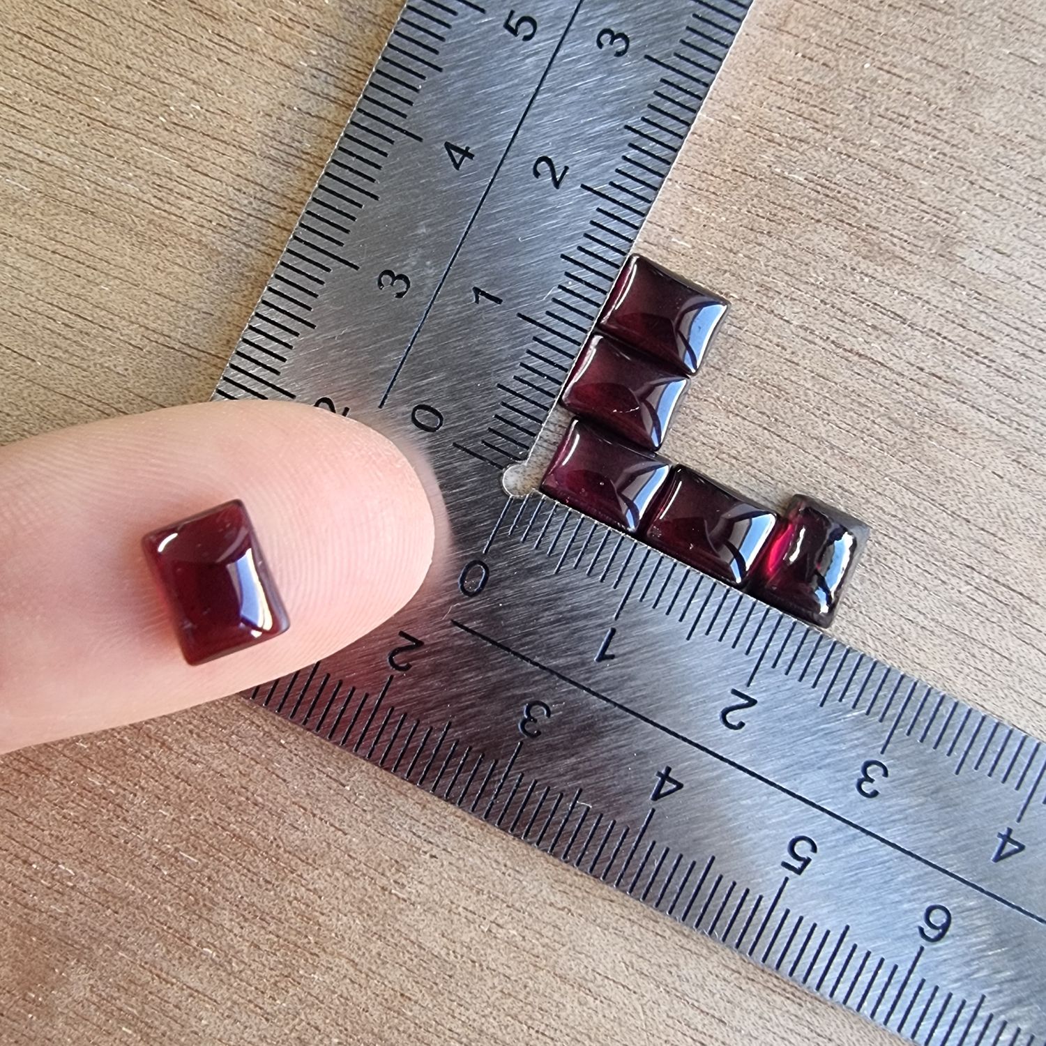 Garnet Cabochon Lot / Pendant Lot for jewelry making or diy craft projects 2.4gr