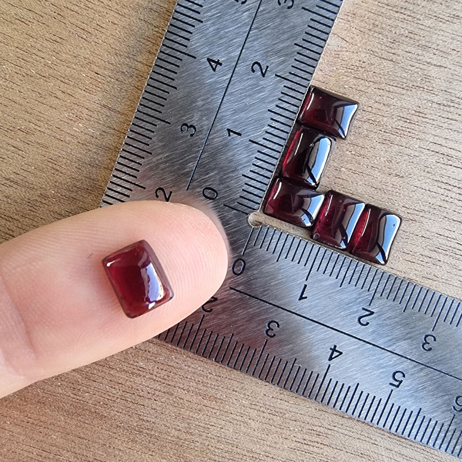 Garnet Cabochon Lot / Pendant Lot for jewelry making or diy craft projects 2.6gr