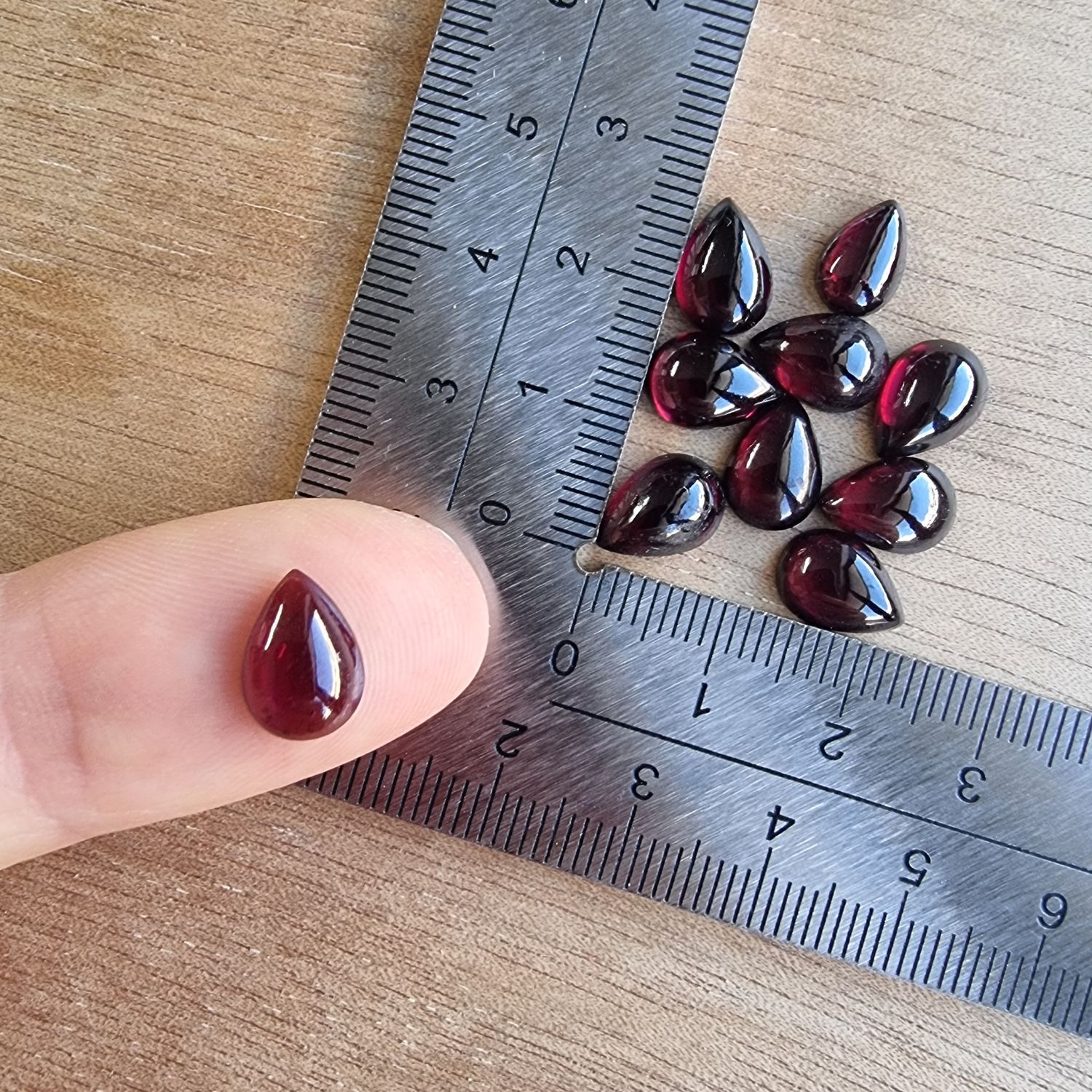 Garnet Cabochon Lot / Pendant Lot for jewelry making or diy craft projects 5.3gr