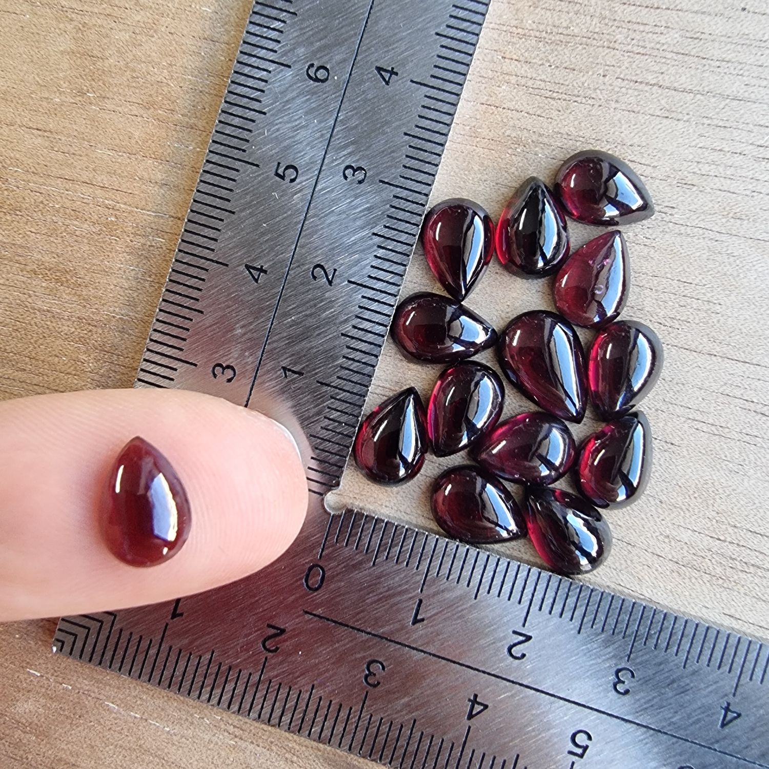 Garnet Cabochon Lot / Pendant Lot for jewelry making or diy craft projects 7.4gr