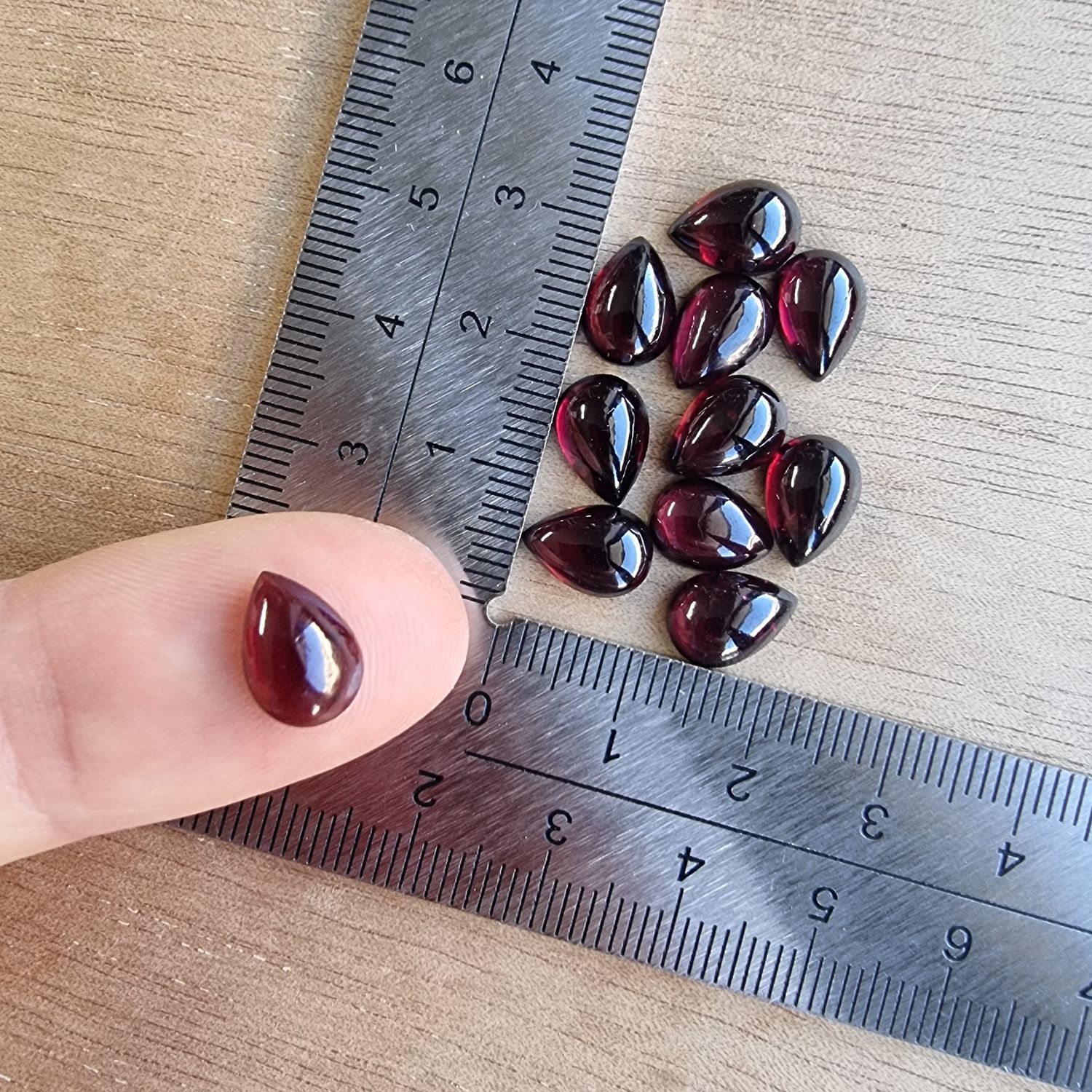 Garnet Cabochon Lot / Pendant Lot for jewelry making or diy craft projects 5.9gr